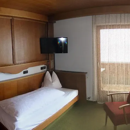 Szálloda Garni Obermair Mayrhofen